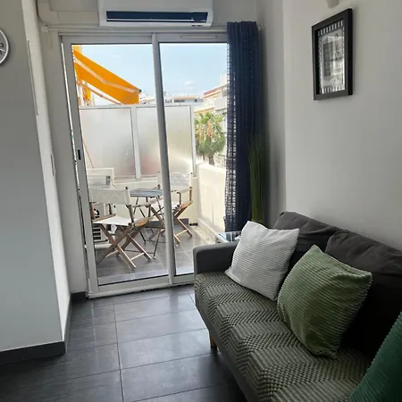 Juan Les Pins 2br Sunny Floor 50m Apartment Antibes